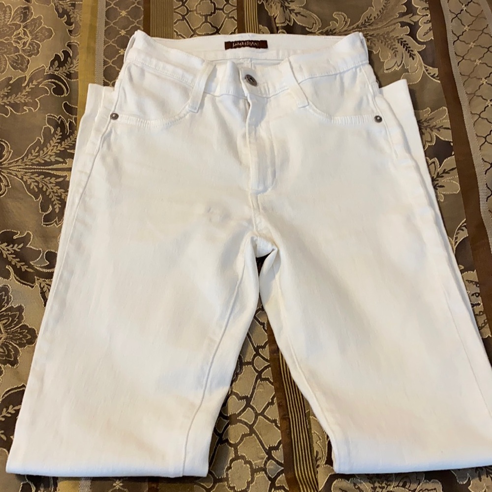 James Jeans white jeans size 26